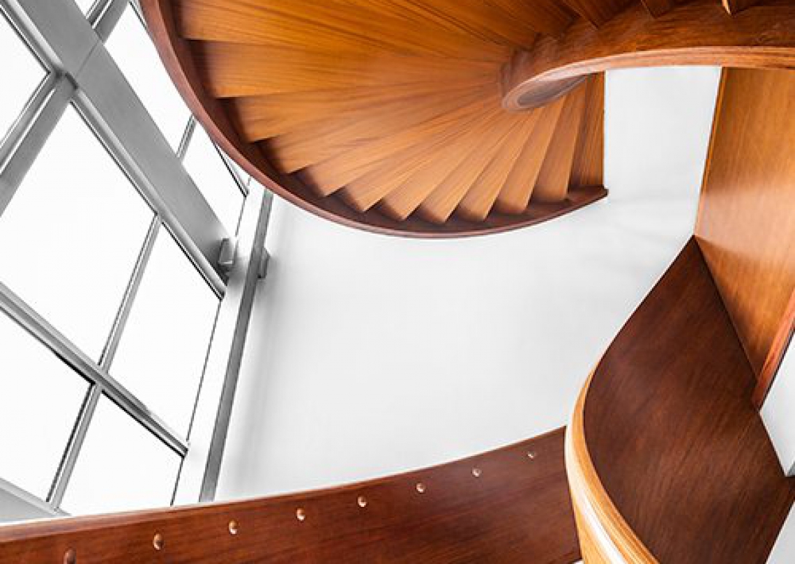 pexels-akwice-3153679-min